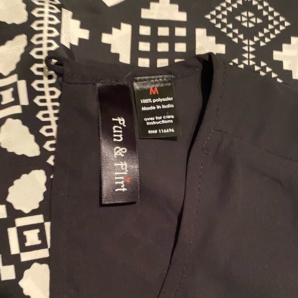 ON SALE‼️ Tribal Print Dress - Picture 5 of 5